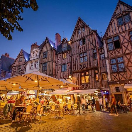 Maison Tourangelle Chic & Cosy Avec Cour Tours Eksteriør billede