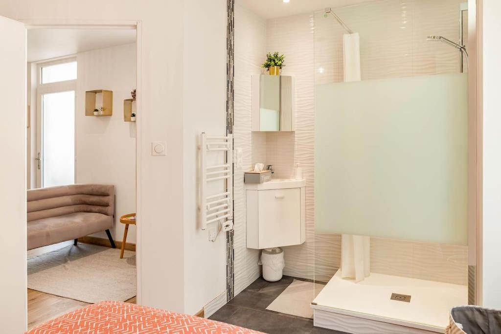 Maison Tourangelle Chic & Cosy Avec Cour Tours Eksteriør billede